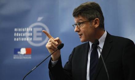 Le Ministre de l'Education Vincent Peillon © CHESNOT / SIPA